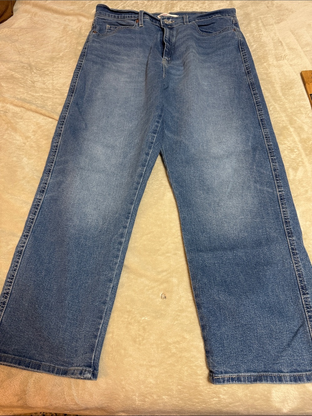 Women’s Wrangler Relaxed Fit Blue Jeans